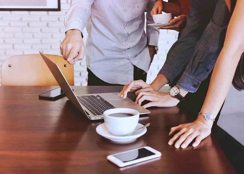 Как нужно работать в команде. Клиент и маркетолог. 15 золотых правил в Биробиджане